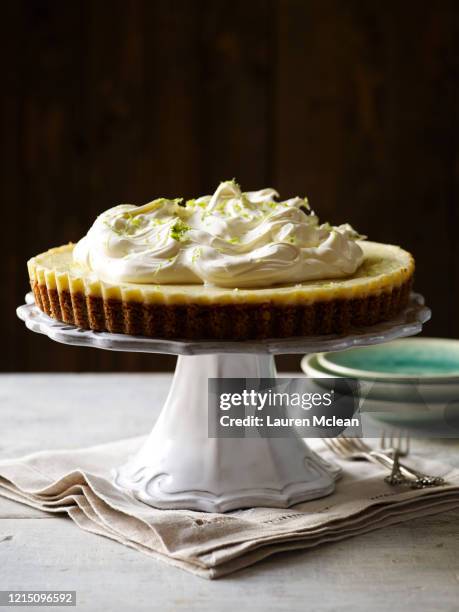 key lime pie - key lime pie stock pictures, royalty-free photos & images