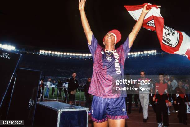 Patrick KLUIVERT of Ajax celebrate the victory during the Champions League Final match between Ajax Amsterdam and Milan AC at Ernst-Happel-Stadion,...