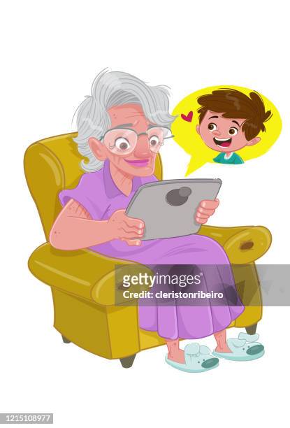 illustrations, cliparts, dessins animés et icônes de rester à la maison (femme âgée) - mamie cuisine