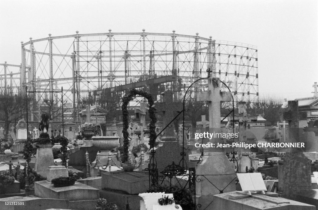 Cemetery Of Levallois, 1960'S