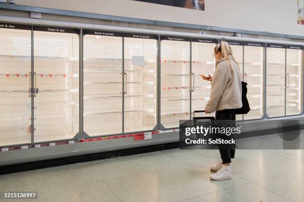 no food today - panic buying fotografías e imágenes de stock