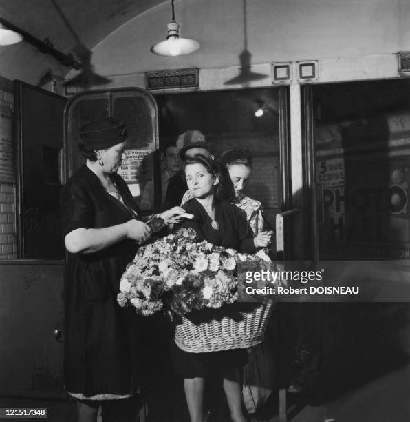 Paris, Public Transport, Ticket Puncher Lady, 1950'S