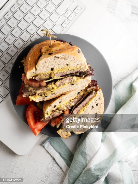 Computer Beef Steak Sandwich Photos and Premium High Res Pictures - Getty Images