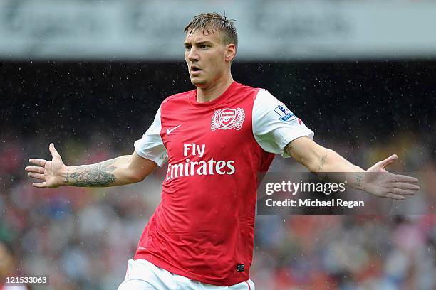 Nicklas Bendtner of Arsenal reacts during the Barclays Premier League match between Arsenal and Liverpool at the Emirates Stadium on August 20, 2011...