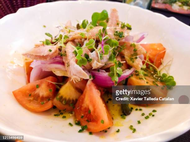 tomato salad with tuna belly - course meal stock pictures, royalty-free photos & images
