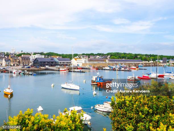port of concarneau, brittany, france - concarneau stock pictures, royalty-free photos & images