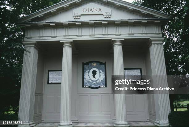 The memorial on the island in a lake on the Althorp estate, where Diana, Princess of Wales , was laid to rest, Northamptonshire, England, 1999....