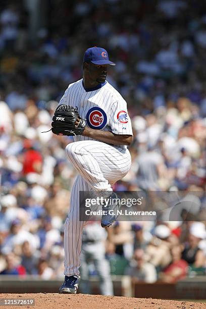 Cubs reliever Roberto Novoa during action between the Atlanta Braves and Chicago Cubs at Wrigley Field in Chicago, Illinois on May 28, 2006. The...