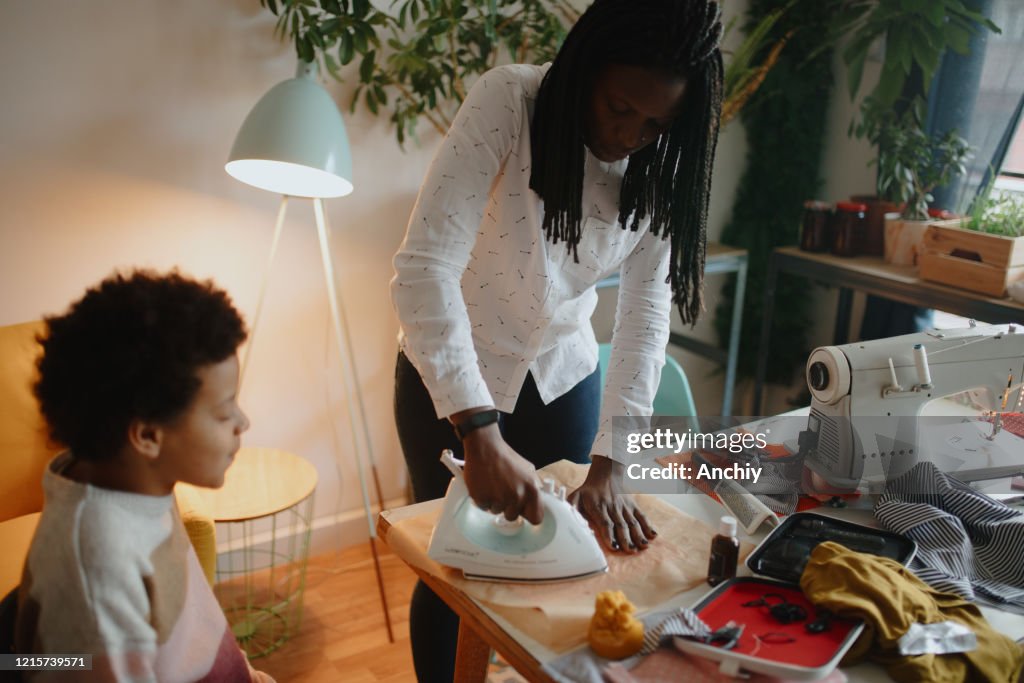 Mother and daughter making handmade Beeswax Food Wraps