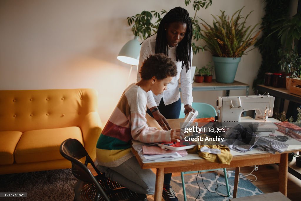 Mother and daughter making handmade Beeswax Food Wraps