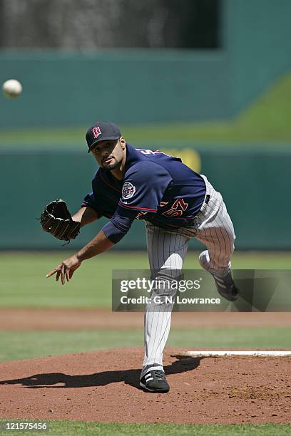 Pitcher Johan Santana of the Minnesota Twins in action against the Kansas City Royals at Kauffman Stadium in Kansas City, Missouri on April 27, 2006....