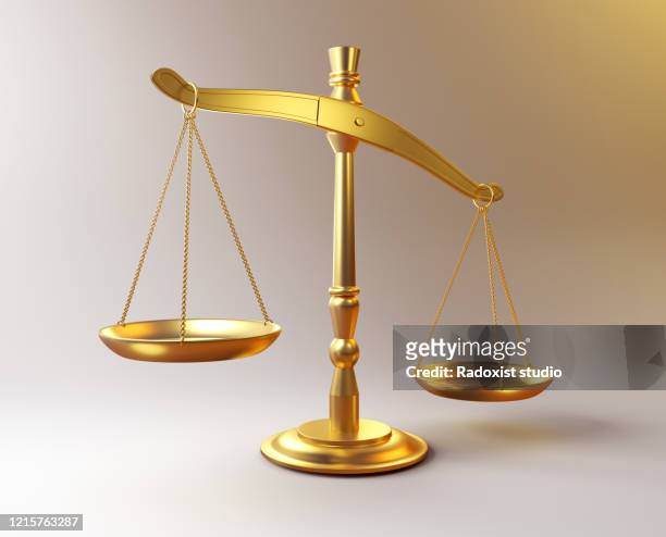 scales of justice weight - waage der gerechtigkeit stock-fotos und bilder