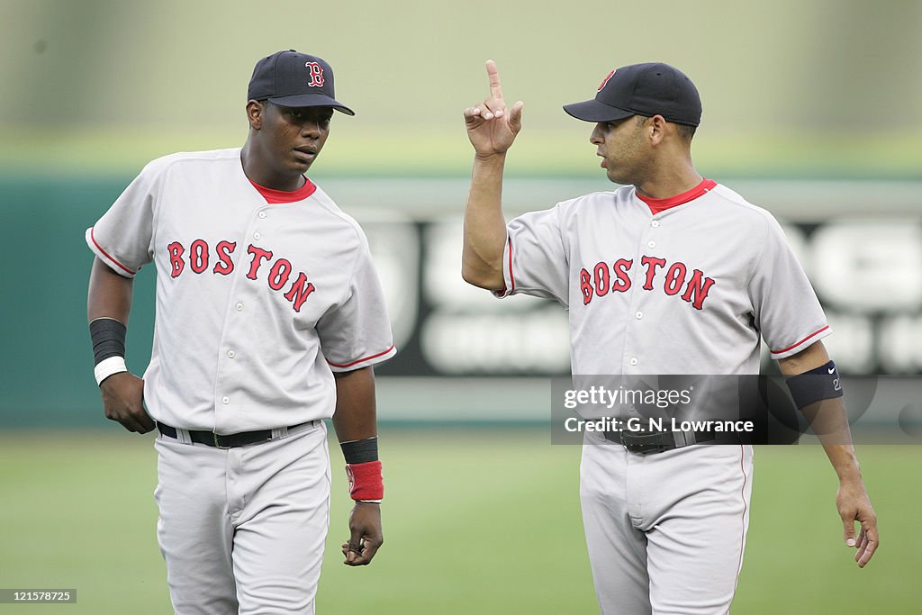 Boston Red Sox vs Kansas City Royals - August 25, 2005