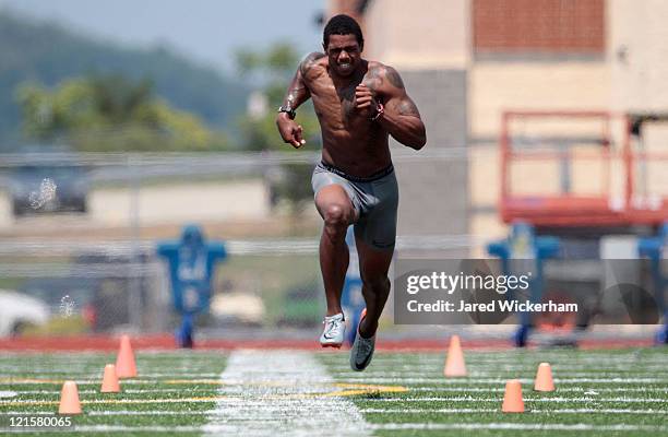 Terrelle Pryor runs the 40-yard dash during his pro day at a practice facility on August 20, 2011 in Hempfield Township, Pennsylvania.