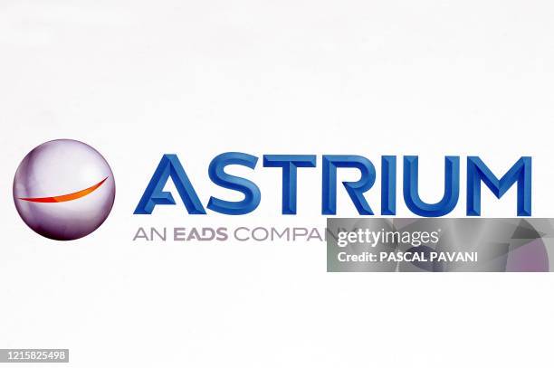 Photo du logo de la société Astrium, filiale du groupe Européen EADS prise le 24 septembre 2010 à Toulouselors de l'inauguration du nouveau bâtiment...