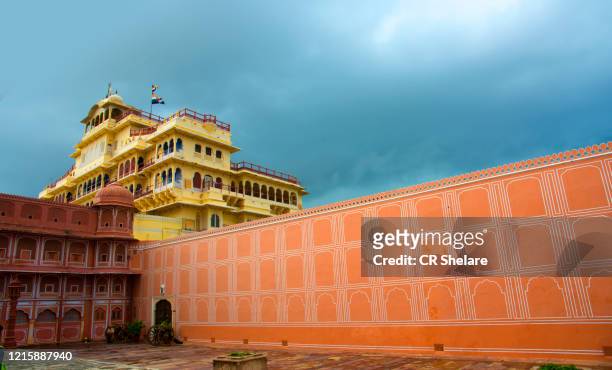 city palace, jaipur, rajasthan, india - jaipur city palace stock pictures, royalty-free photos & images