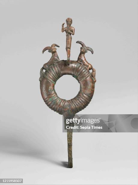 Elamite Icon 22 Middle Elamite Stock Photos, High-Res Pictures, and Images - Getty ...
