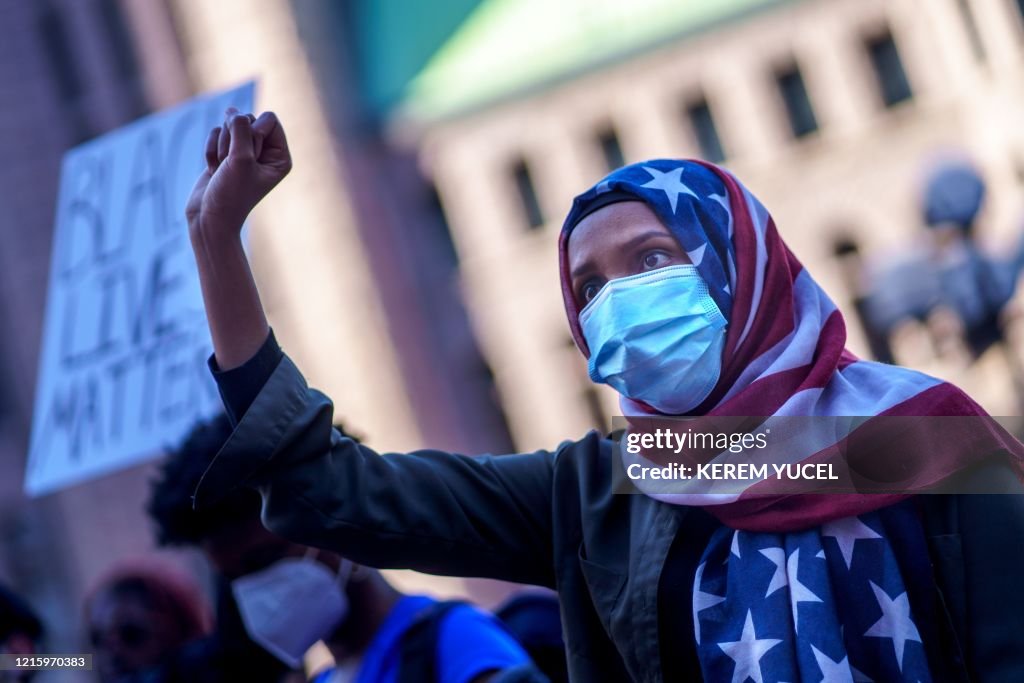 TOPSHOT-US-POLICE-RACISM-PROTEST-MINORITIES
