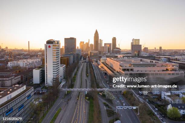 lockdown frankfurt - coronavirus lockdown stock pictures, royalty-free photos & images