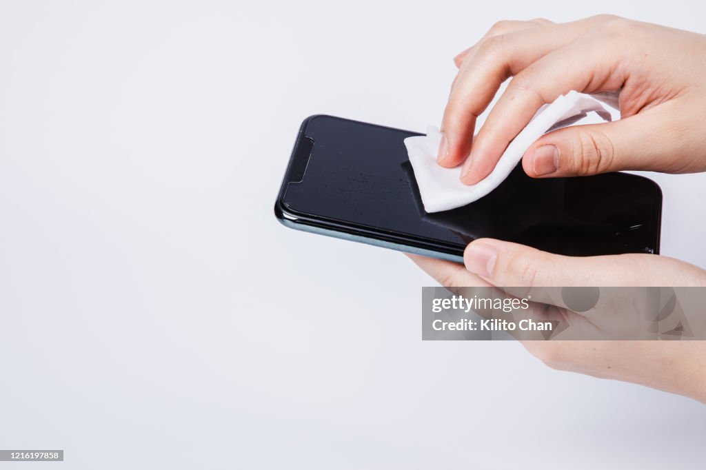 Sterilize cellphone surfaces using disposable wipes