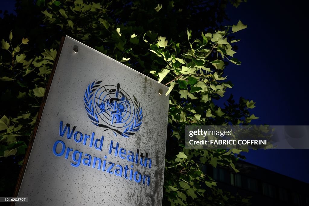 TOPSHOT-SWITZERLAND-US-POLITICS-WHO-HEALTH-VIRUS-TRUMP
