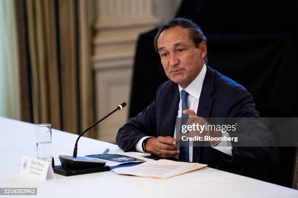 Oscar Munoz, chief executive officer of United Airlines Holdings Inc., speaks during a meeting in Washington, D.C., U.S., on Friday, May 29, 2020....
