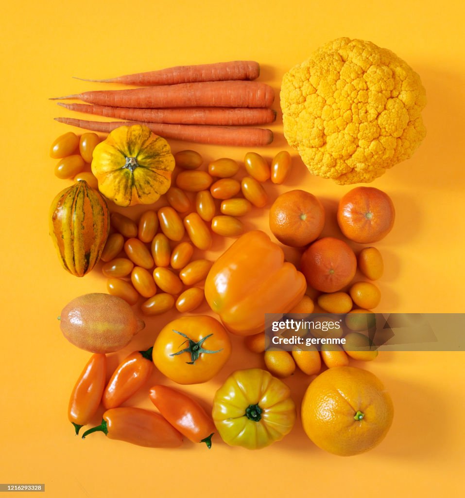 Frutas e legumes de laranja