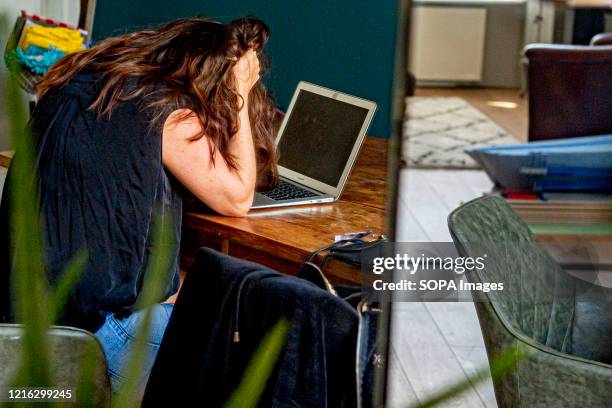 Stress People Using Computer 44,138 Stressed Person Computer Stock Photos, High-Res Pictures, and ...