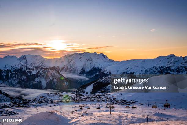 illustration mountains - winter - alpe dhuez stock pictures, royalty-free photos & images