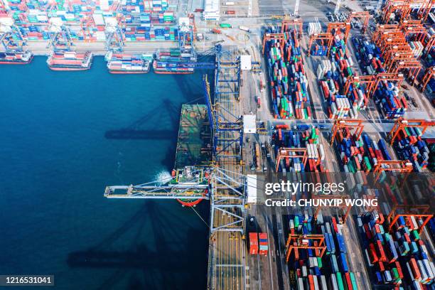 Uae Cargo Photos and Premium High Res Pictures - Getty Images