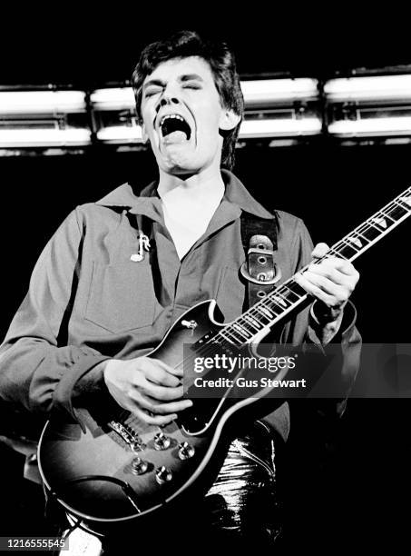 27 Bill Nelson Guitarist Stock Photos, HighRes Pictures, and Images