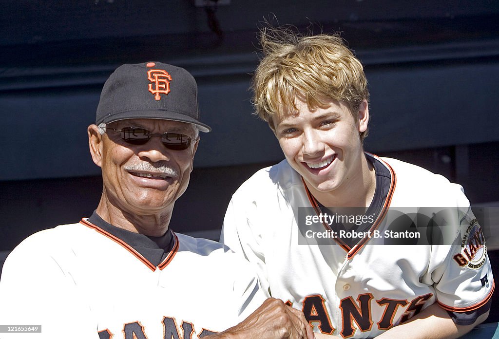 Jeremy Sumpter Throws Out First pitch at Arizona Diamondbacks vs San Francisco Giants Game - September 4, 2004