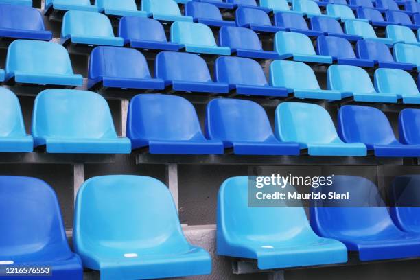 empty bleachers at sports stadium - empty bleachers foto e immagini stock