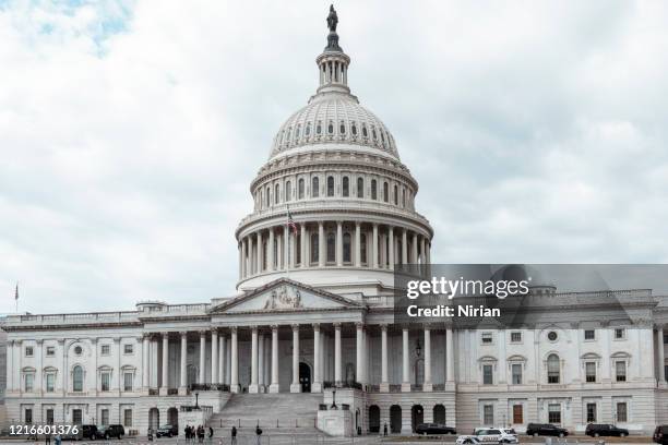 united states capitol building in washington d.c. - representative member of congress stock-fotos und bilder