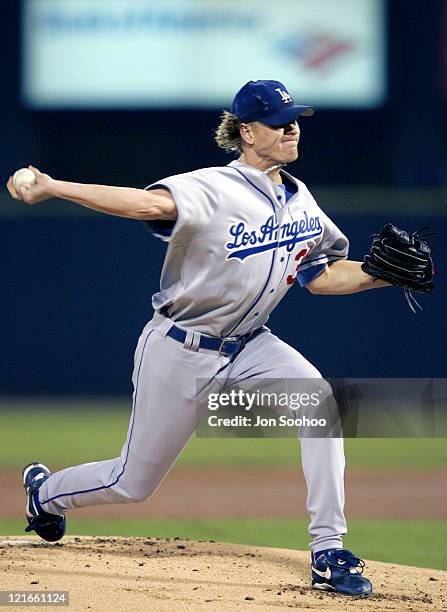 Los Angeles Dodgers starting pitcher Jeff Weaver vs St. Louis Cardinals Thursday, October 7, 2004 at Busch Stadium in St.Louis, Missouri. The...