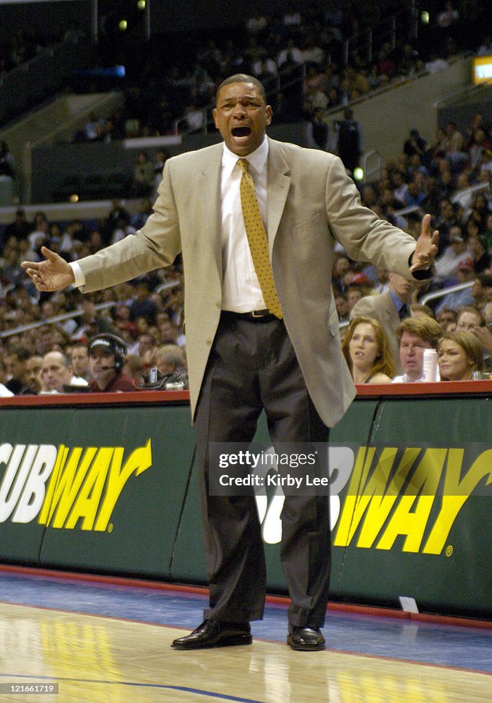 Boston Celtics vs. Los Angeles Clippers - December 13, 2004