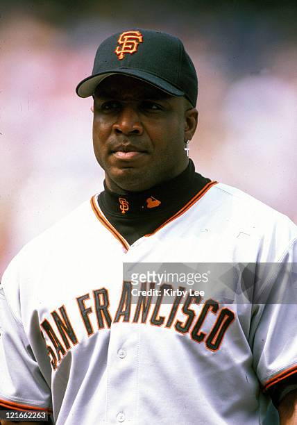 Barry Bonds of the San Francisco Giants during April 2, 2002 game in Los Angeles, Calif.