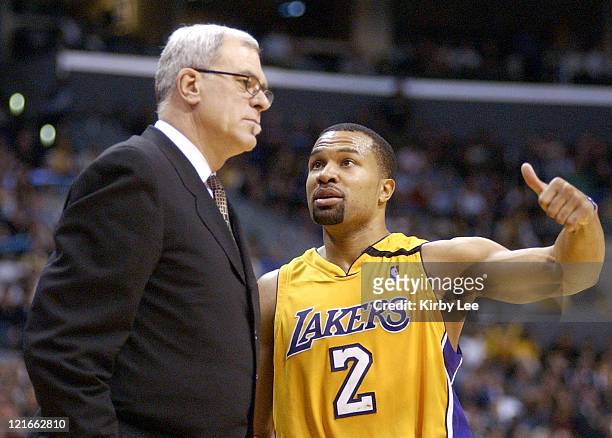 Lakers coach Phil Jackson and Derek Fisher.