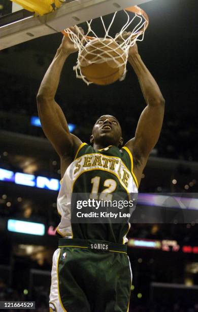 Damien Wilkins of the Seattle SuperSonics dunks during the game between the Seattle SuperSonics and the Los Angeles Lakers at the Staples Center in...