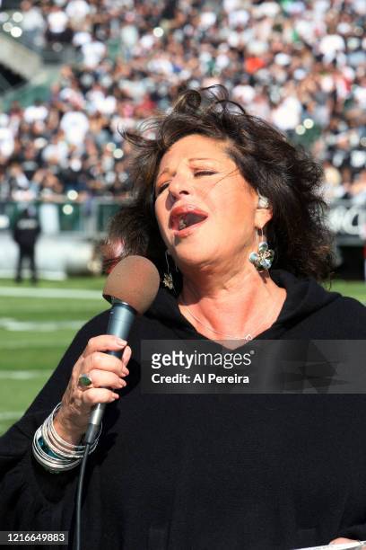 Lainie Kazan performs the National Anthem before the New York Jets vs Oakland Raiders game on October 19, 2008 at The Oakland Coliseum.