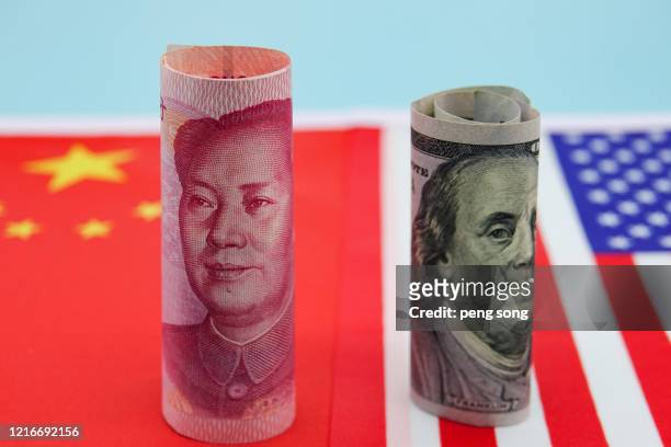 sino-us trade war - chinese currency ストックフォトと画像