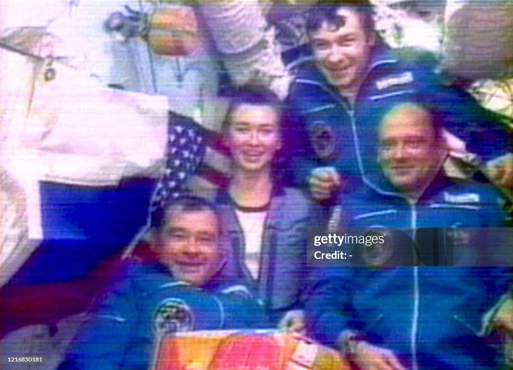 SPACE-MIR18-CREW