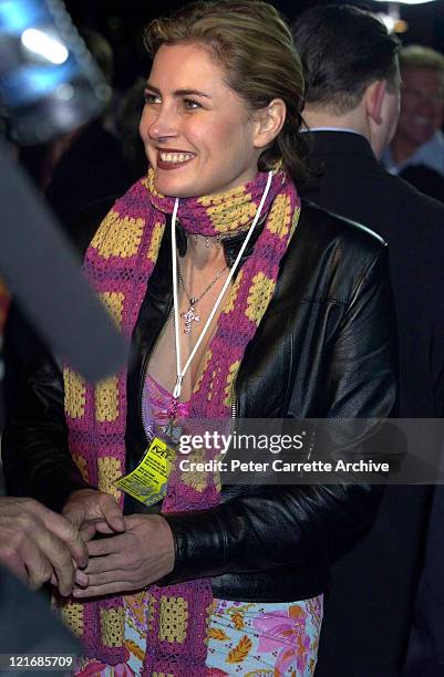 Australian actress Dee Smart arrives for the premiere of the film 'Mission Impossible 2' at Fox Studios on May 30, 2000 in Sydney, Australia.