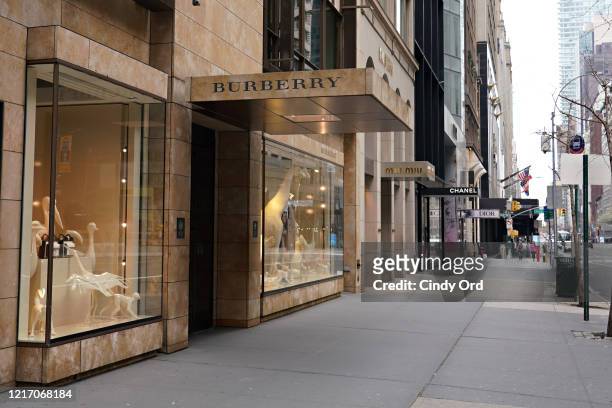 425 Dior 57th Street Photos and Premium High Res Pictures - Getty Images