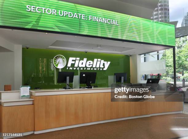 The counter at Fidelity offices remains empty by Congress Street in Boston's downtown financial district on June 1, 2020. Governor Charlie Baker and...