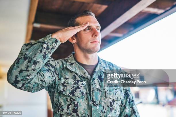 ik zal mijn land trots houden. - marine camouflage stockfoto's en -beelden