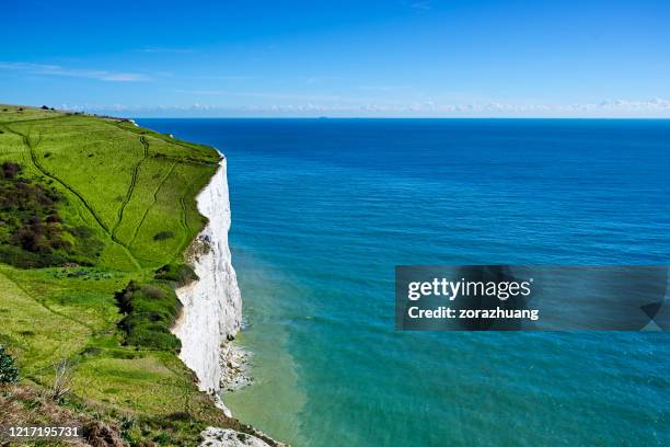 white cliffs of dover scenics, england - white cliffs of dover stock pictures, royalty-free photos & images