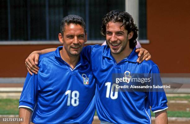 Roberto Baggio and Alessandro Del Piero of Italy pose for photo, Italy.
