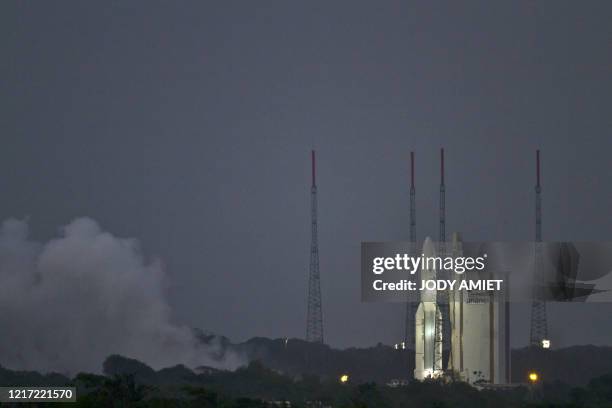 French Space Rockets 30 Intelsat 30 Stock Photos, High-Res Pictures, and Images - Getty Images