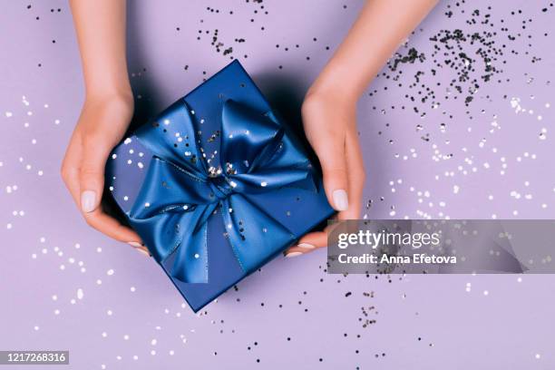 beautiful blue gift box - navy blue ribbon stock pictures, royalty-free photos & images